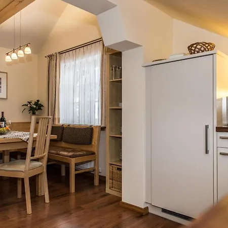 Apartment Elisabeth Russbach am Pass Gschütt