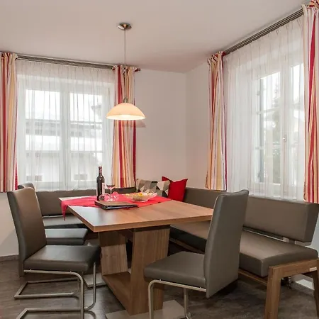 Elisabeth Apartment *